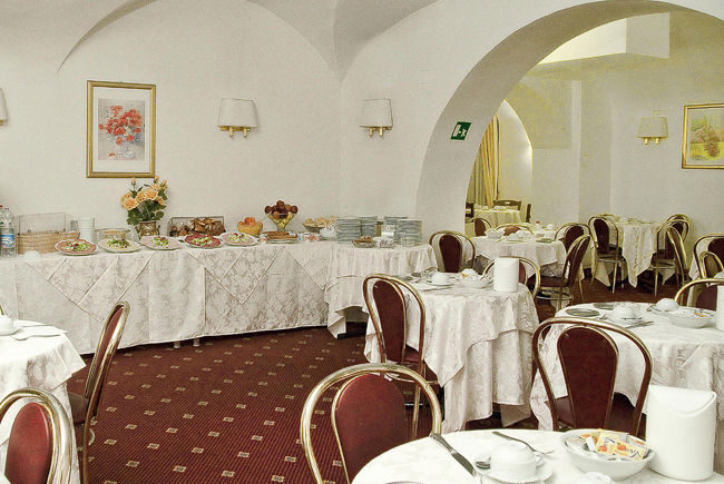 Hotel Daniela 3*