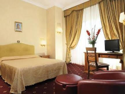 Daniela 3* Roma