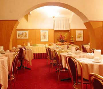 Daniela 3* Roma